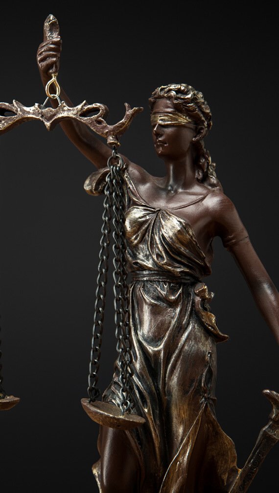 Expertos en herencias internacionales en el centro de Alicante