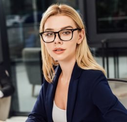 María Piñero Robledillo, titular de abogados herencias alicante.